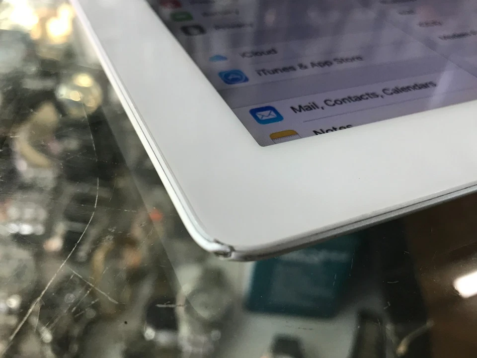 APPLE IPAD 2 9.7" 64GB A1396 - FOR PARTS OR NOT WORKING ! - Image 3 of 4