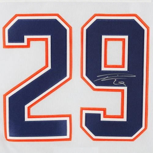Camiseta deportiva premium autografiada por Leon Draisaitl Edmonton Oilers White Fanatics Foto 4 de 4