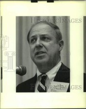 1988 Press Photo Andrew G.T. Moore III - nob90876