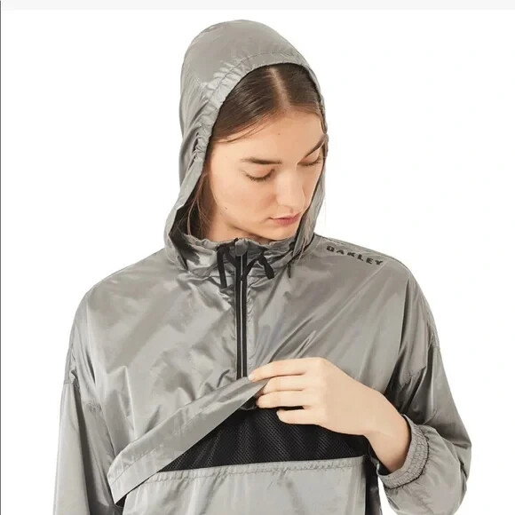 ウォーキング・ランニングウェア oakley Elevate S/S Pullover Jacket Oakley Elevate S/S Pullover Jacket - Blackout | Oakley® 日本