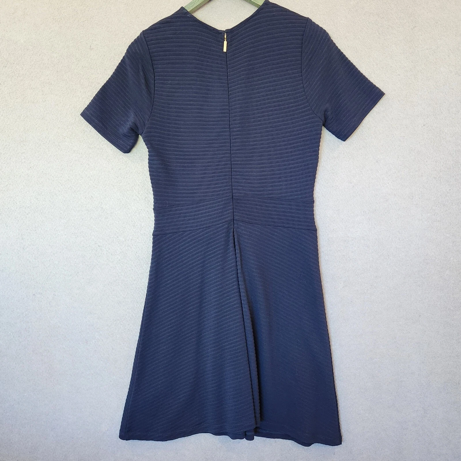 Abito Michael by Michael Kors blu nav orizzontale a costine maglia girocollo qualità