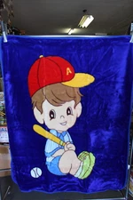 BABY SIZE BLANKET BEDSPREAD WITH A PICTURE OF A BOY PLAYING BASEBALL