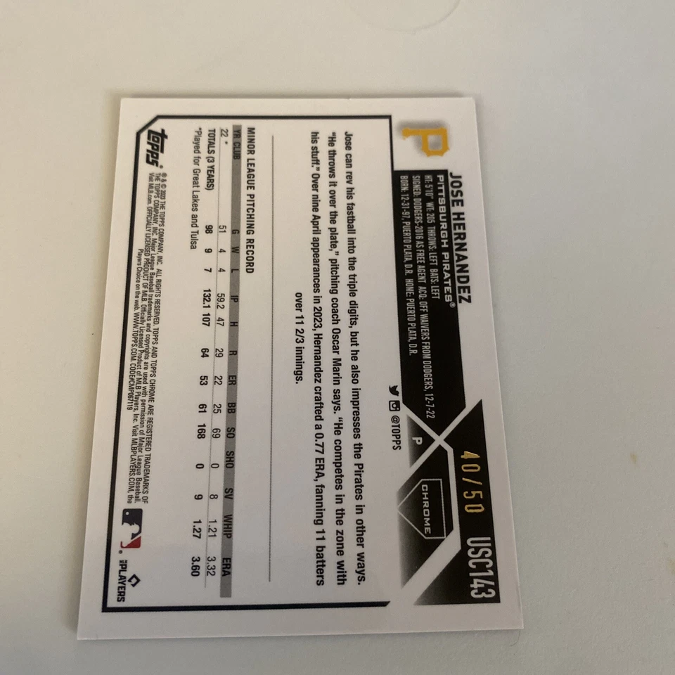 2023 Topps Chrome Update Series - Refrator Dourado #USC143 Jose Hernandez /50 (RC) - Imagem 2 de 2