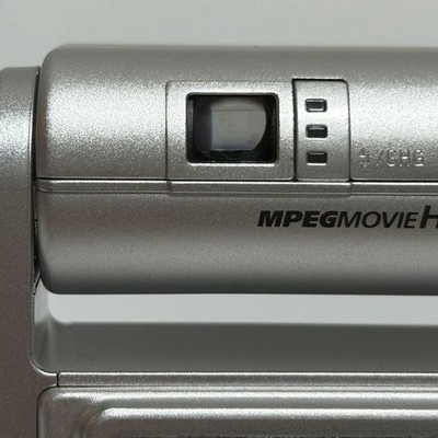 SONY Cyber-shot DSC-F77A コンデジ レトロ シルバー Sony Cyber-shot DSC-F77A Retro Compact Digital Camera Silver