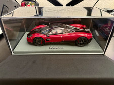 BBR 1/18 Pagani Utopia Rosso Dubai – Signed by Horacio Pagani – Rare
