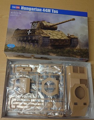 Hungarian 44M TAS in 1/35 von HobbyBoss