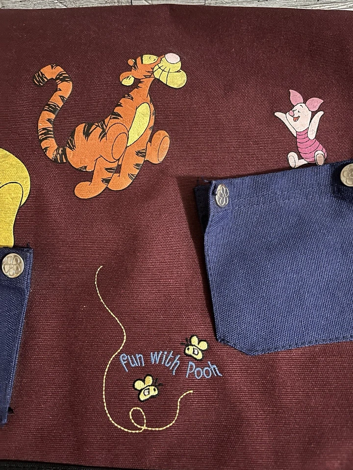 Bolso Mensajero Vintage Años 90 Winnie The Pooh, Tigger & Piglet "Diversión con Pooh" Foto 3 de 4