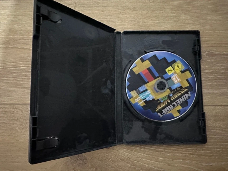 MINECRAFT Story Mode PC DVD English Espana FREE REGION CIB - Image 2 of 2