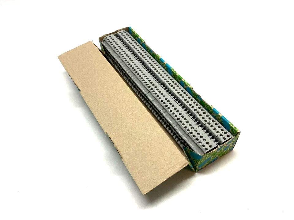 Phoenix Contact UT 4-QUATTRO Feed-Through Terminal Block 3044571 BOX OF 50 - Image 2 of 4