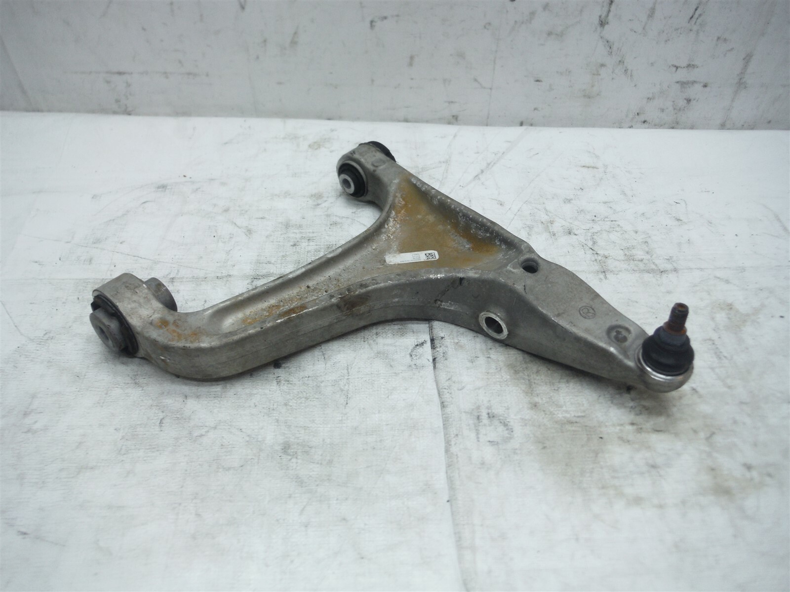 MASERATI QUATTROPORTE PASSENGER FRONT LOWER CONTROL ARM ASSY OEM 06701017570