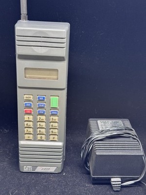 Vintage 80s Gateway GTI CP900  THE BRICK  Mobile Cellular Telephone For Display