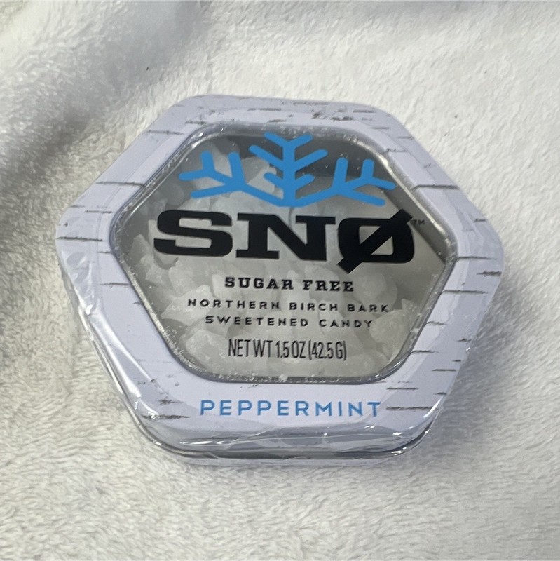 SNÖ Sugar Free Peppermint Hard Candy Tin 1.5 oz (42.5g) Gluten-Free Keto