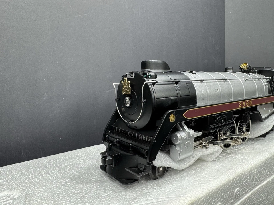 MTH RailKing 30-1169-0 Canadian Pacific 4-6-4 Royal Hudson steam engine #2860 LN - Image 2 of 4