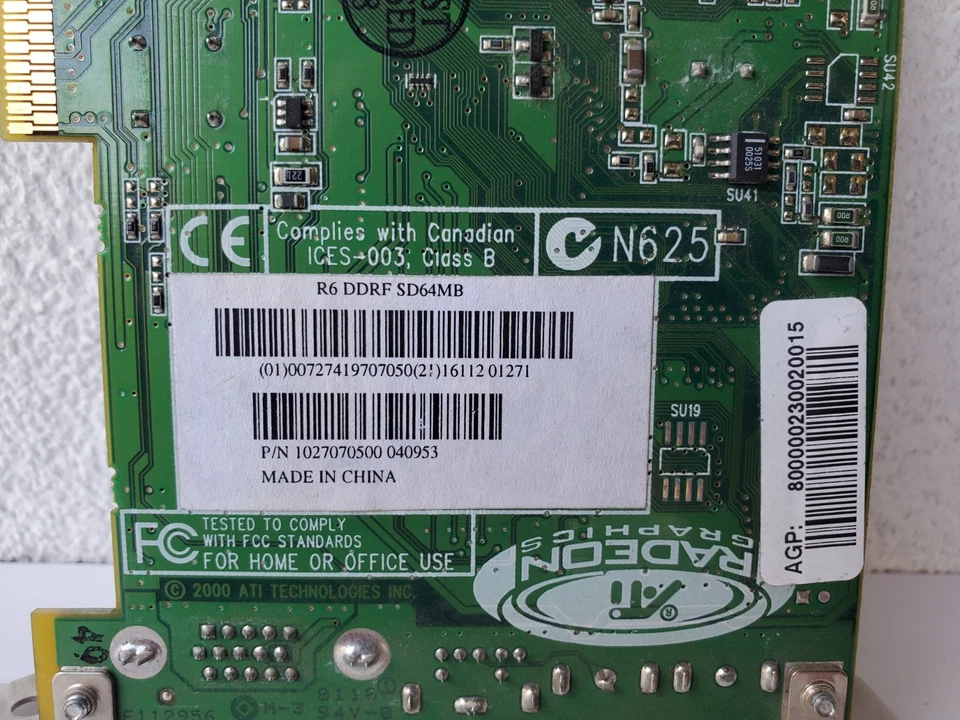 ATI R6 Rage Theater DDRF SD64MB AGP Graphics Card - Image 4 of 4