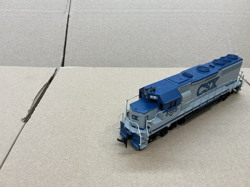ATHEARN HO SCALE DIESELLOK GP40-2 CSX TRANSPORT N.6388 FUNKTIONSFÄHIG! | Zustand: Used