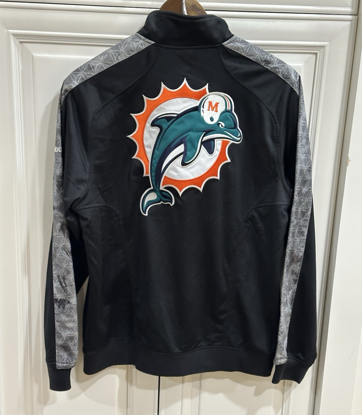 Picture 2 of 15