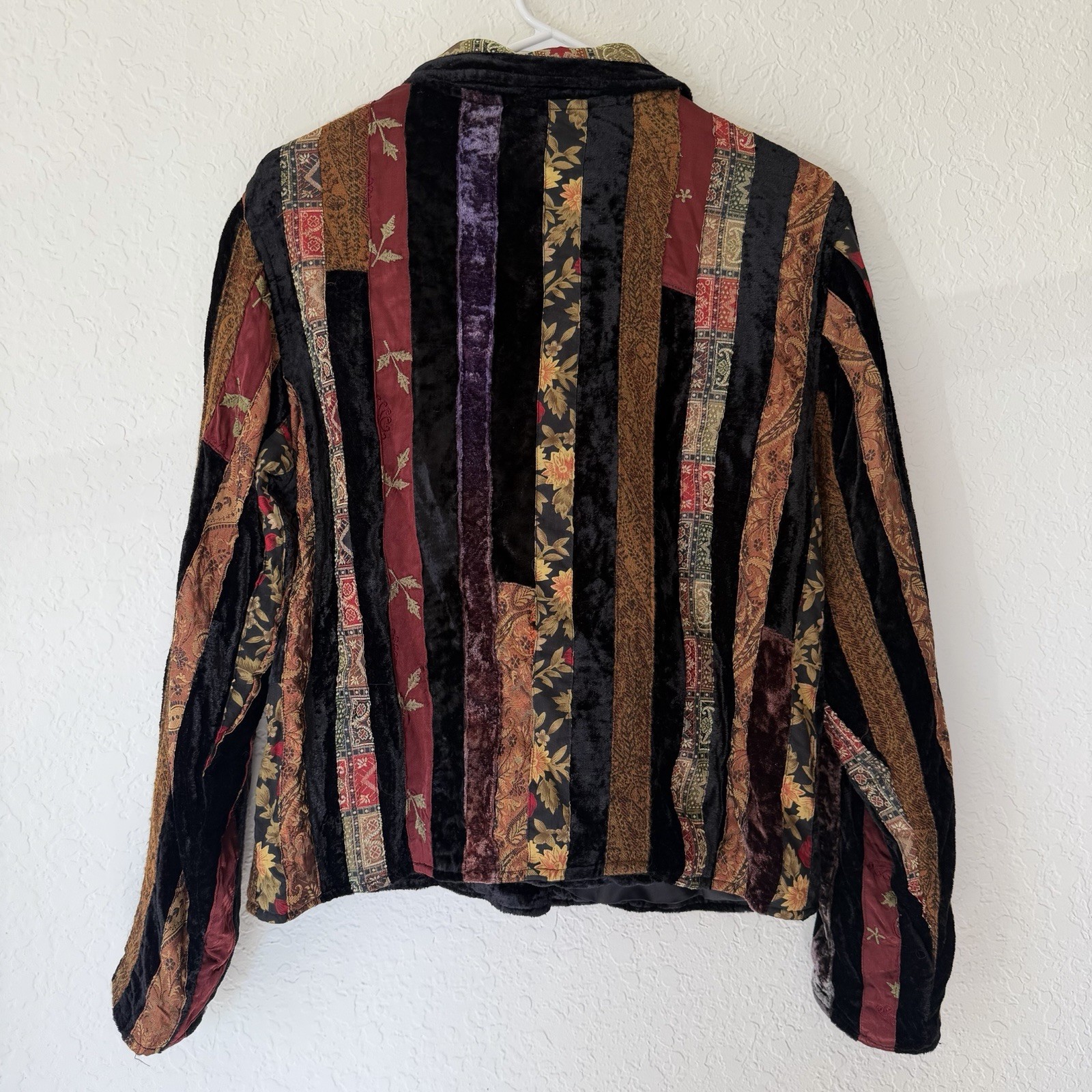 Vintage Patchwork Jacket Medium Velvet Embroidere… - image 2