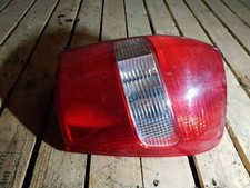 Feu arrière Mazda MPV