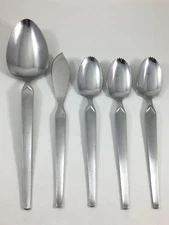 5 SRI Cortina Stanley Roberts Fruit Orange Spoons, Butter Knife, Serving Spoon