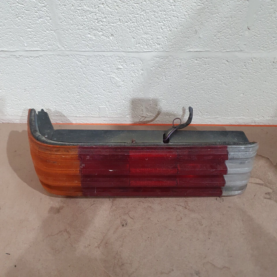 Conjunto de luz trasera izquierda conductor mercedes-benz 450se 300sd - para piezas Foto 2 de 4