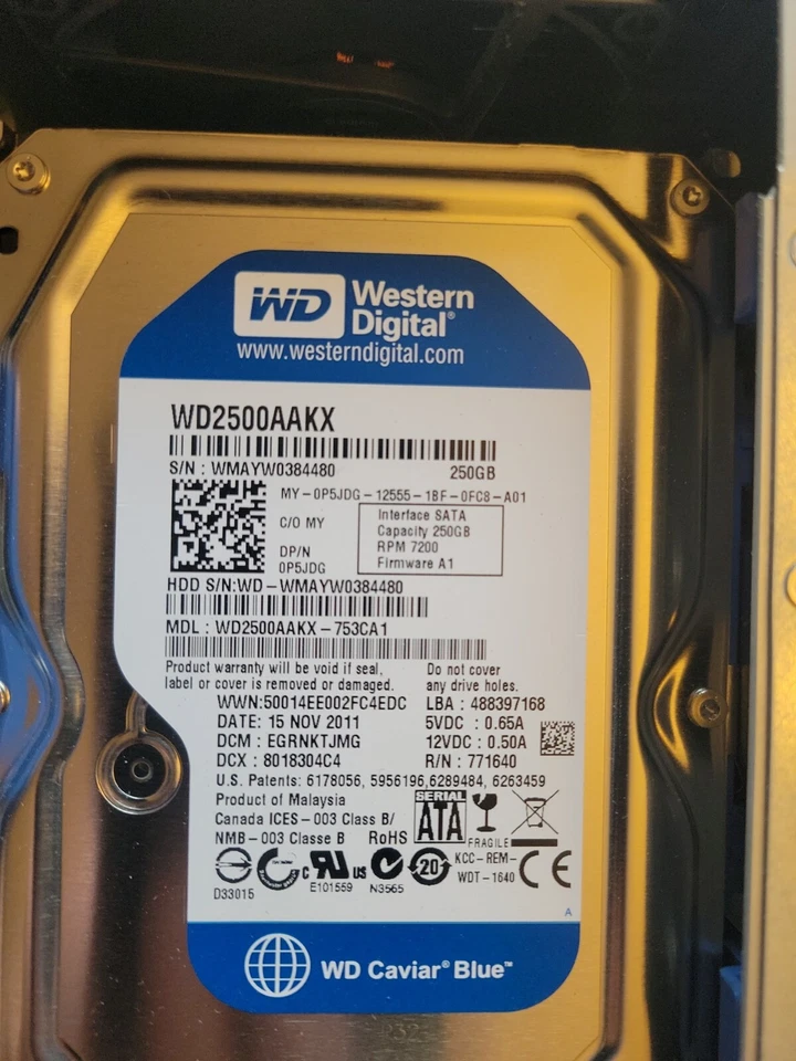 Dell Vostro 260S DT Intel Core i3-2120 3.30GHz 2GB RAM 250GB HDD DVD-RW **No OS - Image 4 of 4