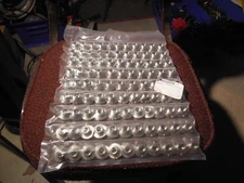 CTC MH107-2B quick disconnect mounting studs  quantity 100