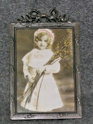 lot of 4 Small Picture Frames Three Metal Plus 1 Wood Picture Frames