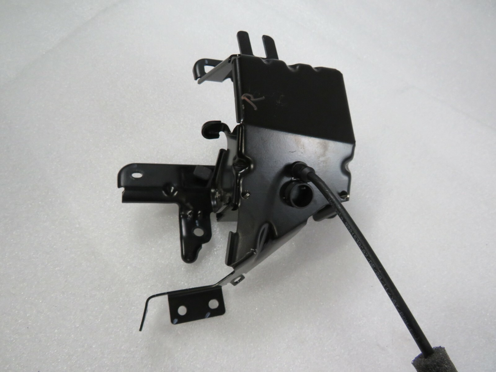 Ferrari California, RH, Right, Top Flap Bracket, Used P/N 80845200