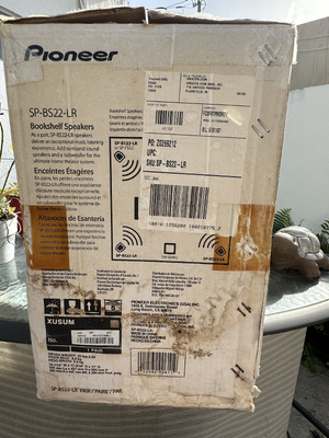 Pioneer SP-BS22-LR Andrew Jones Designed Bookshelf Loudspeaker for
