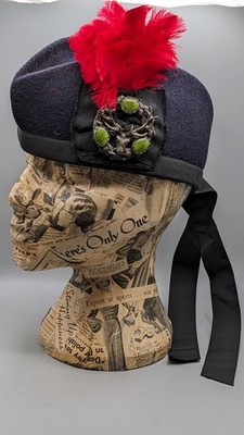 WW-II Period Highlanders Glengarry Cap With Badge