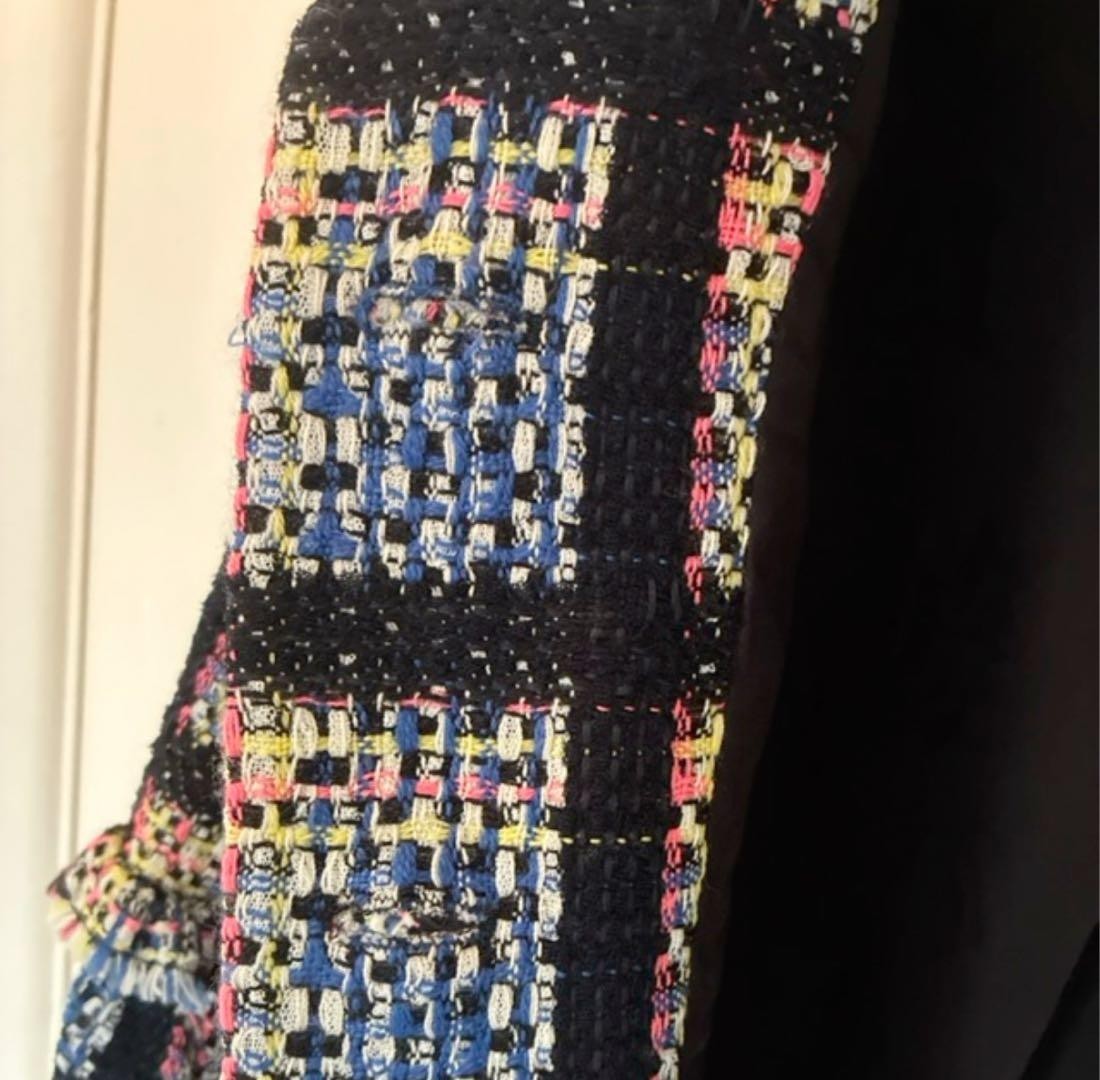 Authentic Elegant Chanel Jacket Crafted Multicolo… - image 10