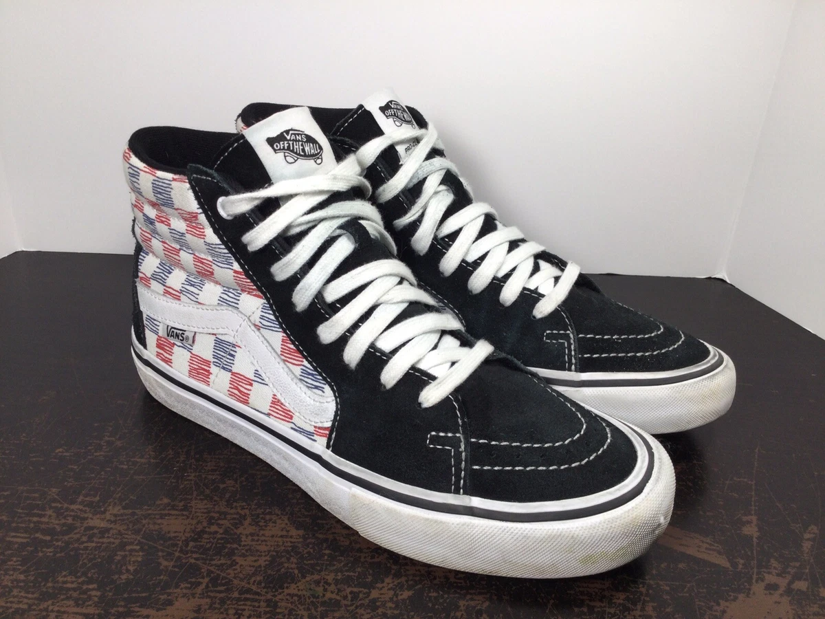 Black vans top mandalay bay
