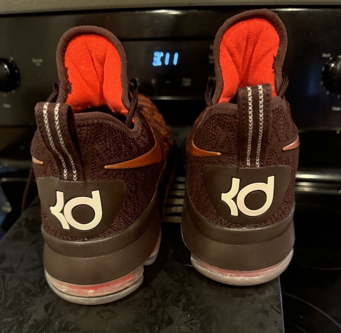 Nike Zoom KD 9 IX Xmas Sauce Bronze Size 11 852409-696 Nike Zoom KD 9 IX Xmas Sauce Bronze Size 11 852409-696