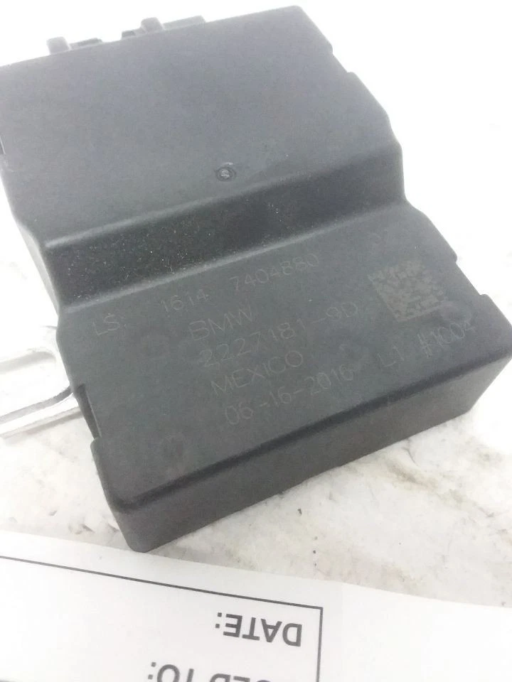 Módulo de controle da bomba de combustível destro quarto interno compatível com 16-22 BMW X1 16147404880 - Imagem 4 de 4