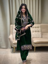 Designer Pakistani Viscose Velvet Salwar Kameez Indian Wedding Wear Salwar Suit