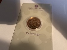 2022 QUEEN ELIZABETH II PLATINUM JUBILEE GOLD SOVEREIGN COIN IN BLISTER