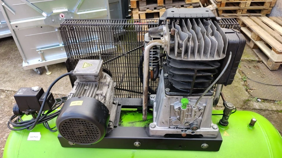 Kompressor Industrie Boge Solidbase 520-10 270 L Voll Funktionsfähig 10 Bar - Bild 3 von 4