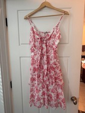 Pink and white flowered dress grace karin new small