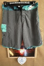 BillaBong Recycler 73 Pro men  s 29 Hawaiin boardshort gray striped stretch draws