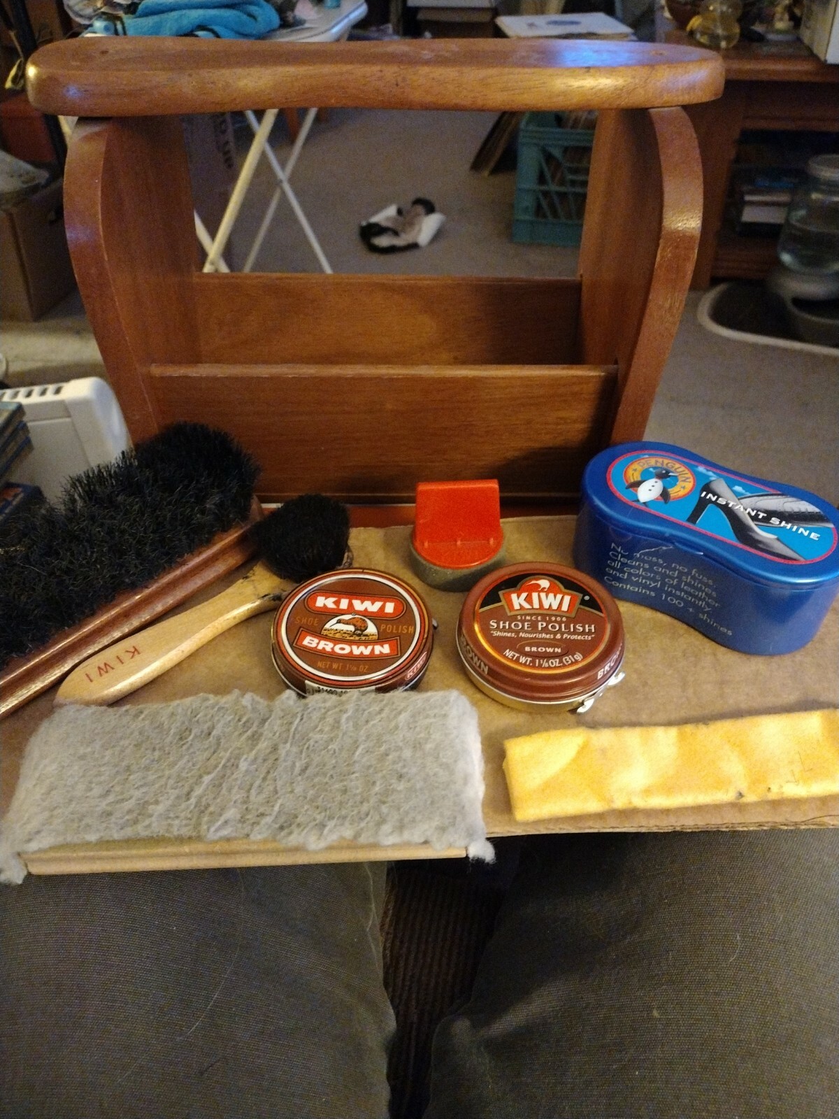 Vintage Shoe Shine Kit with Brushes, Polish, buffer a… Gem