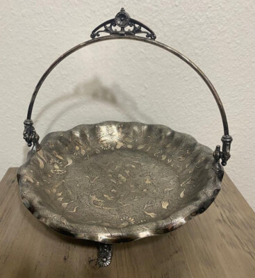 Vintage James W. Tufts #2741 Quadruple Plate Footed Bridal Basket