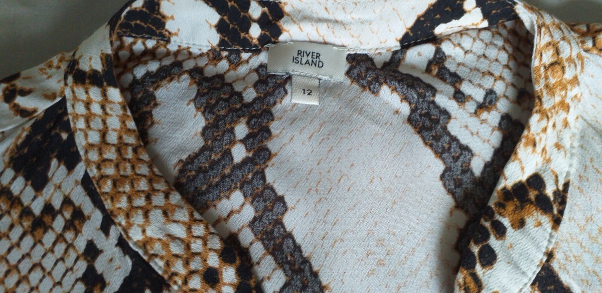 Crop Top River Island Taille 12 - Noir à Motifs Floraux Et Plissé, Sans Manches, Occasion Très Bon état