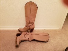 1980s Tan Zodiac Western Boots With 4 Inch Stacked Wood Heels