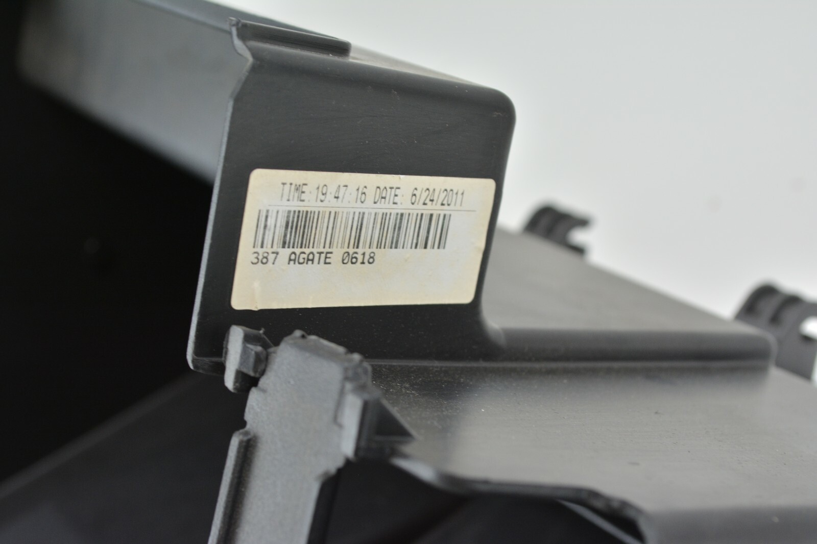 20102014 FORD EDGE GLOVE BOX ASSEMBLY eBay