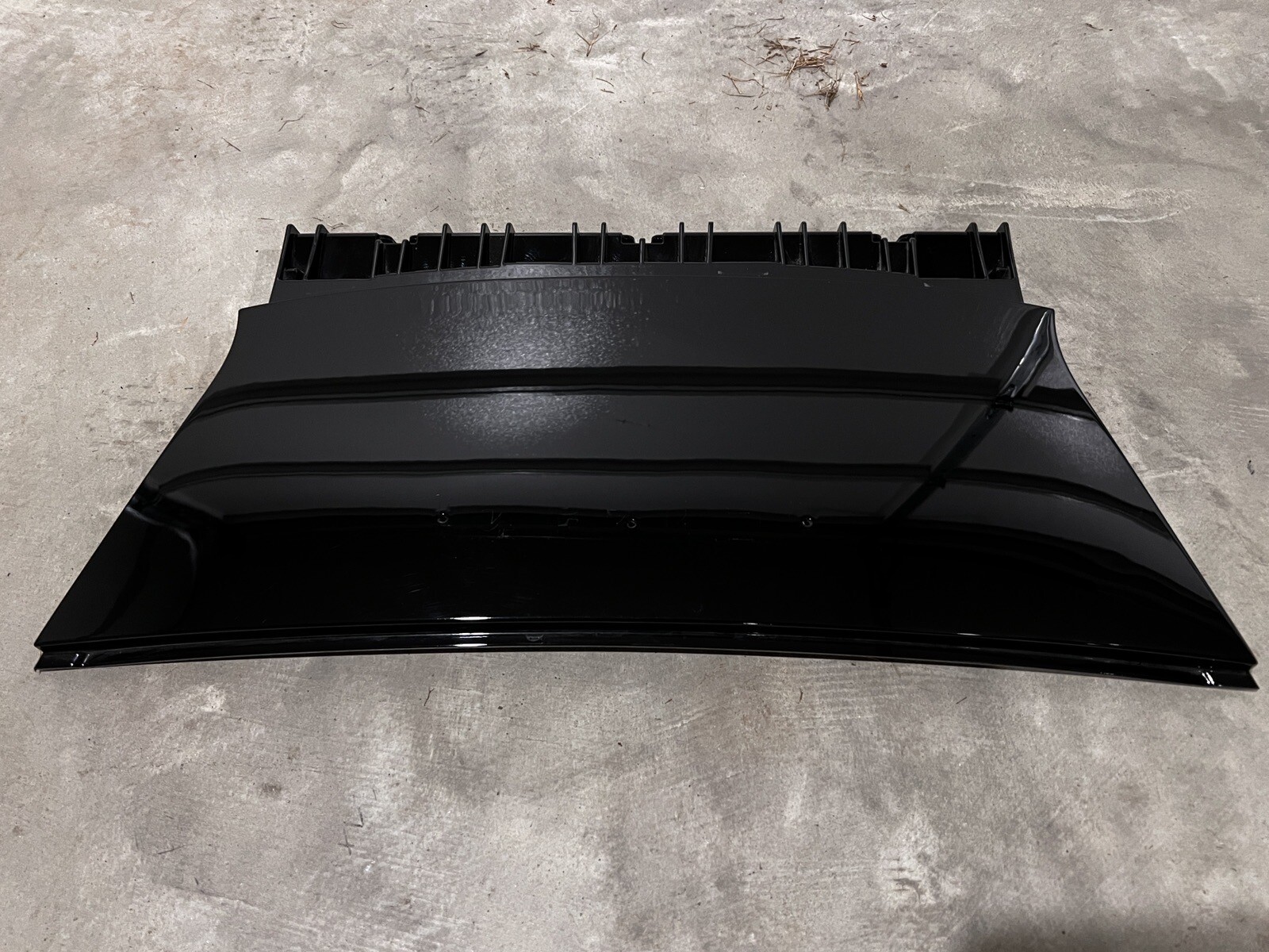 Ferrari 488 Pista Spoiler Rear Cover Duct Lower Wall Trim Panel 89274700