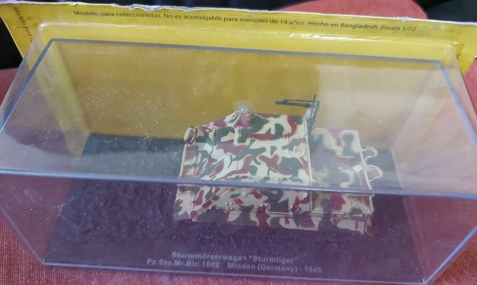 DIE CAST 1/72 TANK " STURMMORSERWAGEN - STURMTIGER - PZ.STU.BTR.1002 MINDEN (... - Immagine 2 di 2