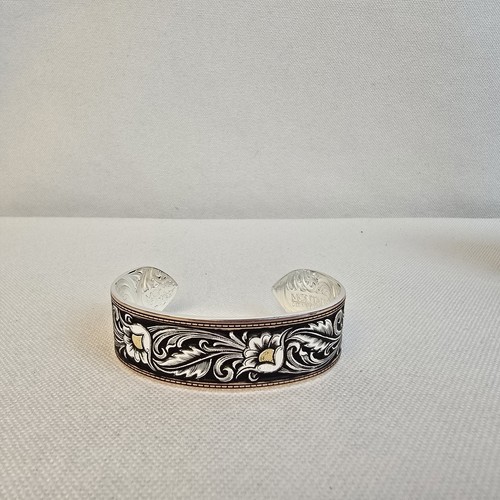 Montana Silversmiths Leathercut Tri-Colored Floral Cuff Bracelet Western Coastal - Picture 2 of 9