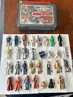 Vintage Kenner Star Wars Action Figure Lot of (31) Complete w/ Accessories, Case