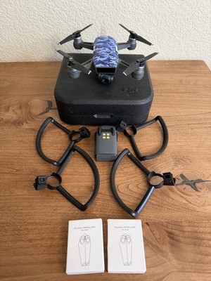 DJI Spark Drone-Blue Camo-Working 2x Battery Included *FULLY