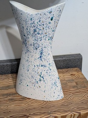 Studio Art Pottery Handmade Vintage Mid -century Contemporary Pottery Signed RL